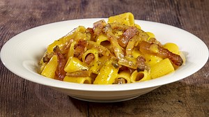 Carbonara - Ricette Casa Pappagallo