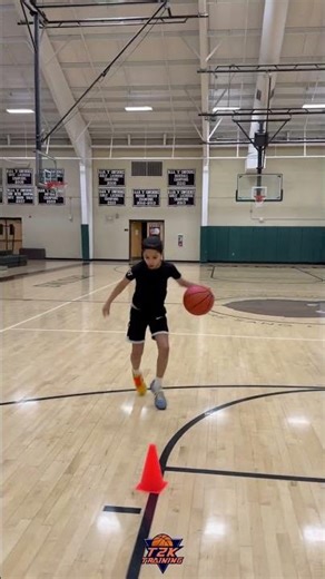 Be a SHOT MAKER 🔥🏀 #basketball #jumpshot #ballislife #handles #iso #workout