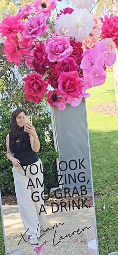 🌸🍓🧡 Obsessed with the colours this bride chose!. 👉🏽Follow on Instagram for more videos. ✨️LINK IN BIO . . . . #perthflorals #fauxflowers #weddingflowers #sandalfordwinery #fauxflowersperth #backdropflowers #artificialflowersperth #artificialflowers #EventFlorist #winery #perthweddingstylist #weddings