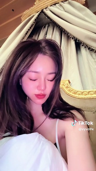 Dream Home Mini Vlog: House Tour with Vy Võ