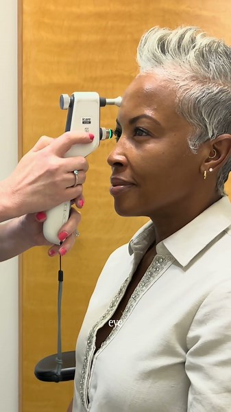 Jolanda's Progressive Journey at MyEyeDr.