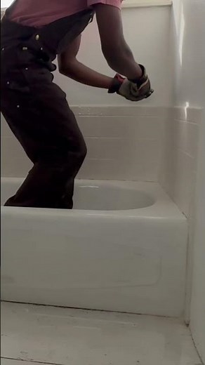 How to Remove Bathroom Tile Without Damaging the Entire wall.