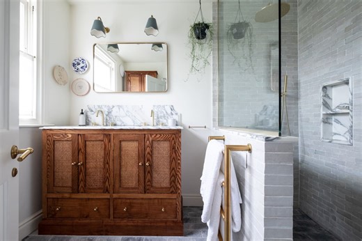 I Had No Towel Storage in My Tiny Bathroom Until I Found This "Ingenious" Solution (It's a Game Changer!)