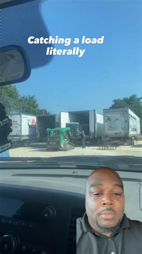 Larry Cothran | Comedian on Instagram: "I wonder what the HR meeting is gonna be about. #Fails #Unloading #Warehouse #Trucker #TruckDriver #DriverAssist."