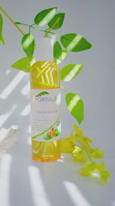 What are the benefits of using the Marula oil? 1. Treats and Prevents dehydration 2. It’s an Anti-Aging product 3. It’s an incredible product for reduction of darks spots and stretch marks. 4. Heals scars on the body and facial skin Marula oil “the miracle ingredient” at best for best results👌🍃 #teamyellow💫 #portiammarulaoil #portiamskincare #sharetheglow #refusetoglowalone | Portia M Skin Solutions