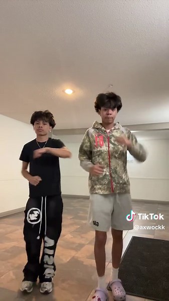 Sweatpants:@timeloopvisionz USE CODE: AXL#fyp #asian #wockst★rz #dance @★ ★ ★ ★ ★