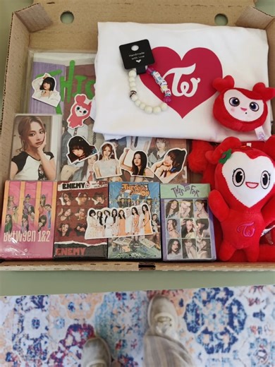 Ven a POP! Megaverse para tus cosas de Twice