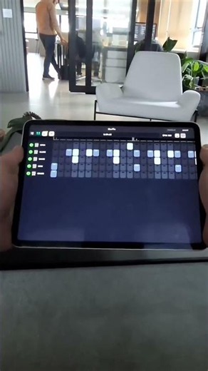 New version! Now you can record, edit,directly in the app. #midi #music #drummer #sequencer