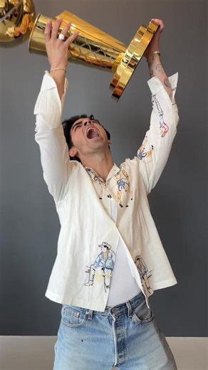 Basketball is my favorite sport. I like the way they dribble up and down the court.