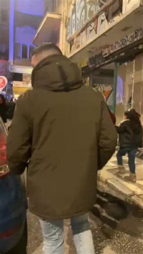 Thanasis Validis on Instagram: "Χρονια πολλα καλα χριστουγεννα σε ολους με υγεια αγαπη και τρελλααα!!"