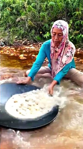 Traditional Stone Collection using Sieve and Strainer #shorts