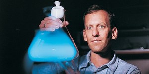 The Terrifying (but Awesome) Science Behind Red Tides [and Bioluminescence]