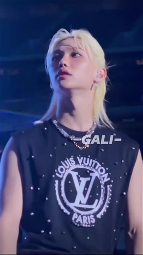 Cover Me by Felix - Stray Kids Performance