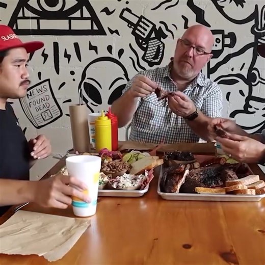 Meat lovers, this BBQ platter is for you!