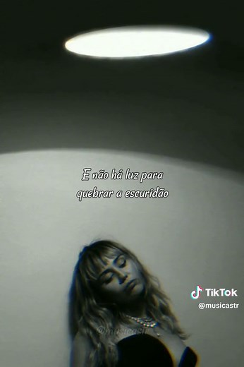 Miley Cyrus - When I Look At You Lyrics