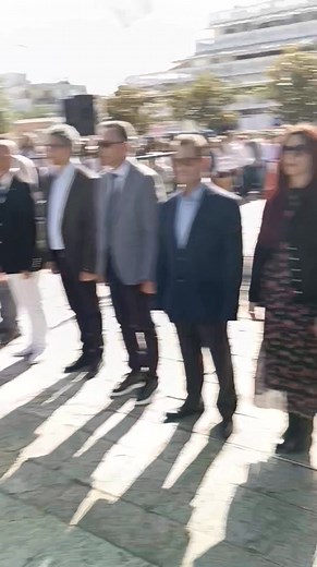 Σπάρτη - Κατάθεση στεφάνων από τα σχολεία 27-10-2025 | Lakones.gr