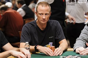 2014 WSOP Day 43: Tim Stansifer Tops Main Event Day 2a/b; Esfandiari, Moneymaker Thrive
