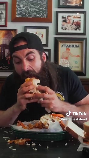 I attempted the most famous eating challenge in Chicago... It's hard! #foodchallenge #competitiveeating #beardmeatsfood