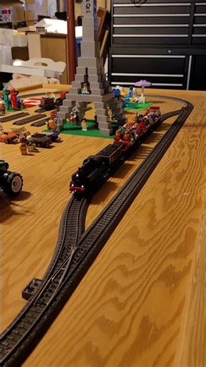 Märklin/LEGO Train Short 12