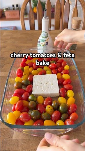 Baked feta + cherry tomatoes, garlic & olive oil. 40 min. Use with pasta or pan-seared chicken #🍅