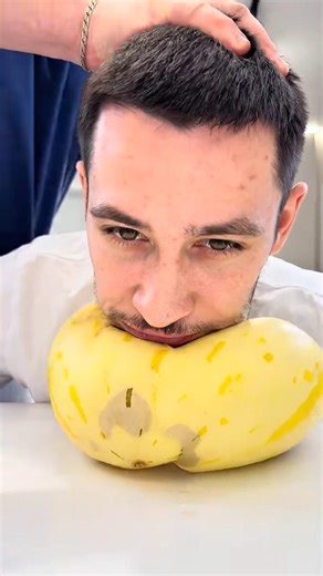 Wow bro nice soft copy ice cream fatch the mouth.#moments