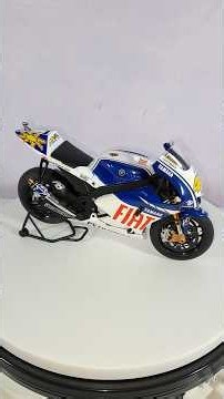 MotoGP DEAGOSTINI: ANTEPRIMA YAMAHA YZR-M1 DI VALENTINO ROSSI 🤩👍 #modellismo #moto #valentinorossi