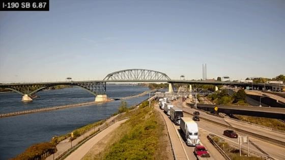 Canadian computer outage that caused backups at border crossings has been resolved