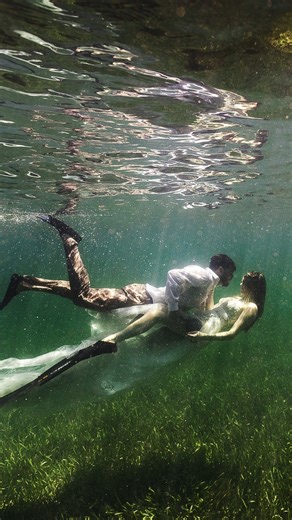 Thinking about entering the 2025 Best of the Best Destination Photo Contest, but not sure which images to submit? Let’s spark some inspiration! Take a peek at last year’s top 50 collection. Could your work be next? 👀 Then, submit here 👉 https://junebugweddings.com/photo-contests/best-of-destination/2025 There’s only one week left! 🥳 | Junebug Weddings