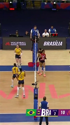 JULIA BERGMANN AND ANA CRISTINA: SUPER TWINS ON TOP