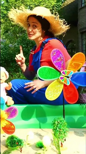 Il giardinaggio con la tata: la bambolina e i fiorellini sono contenti! #bambole #giochi #tata