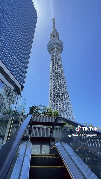 Escalator Trend Experience at Tokyo Skytree