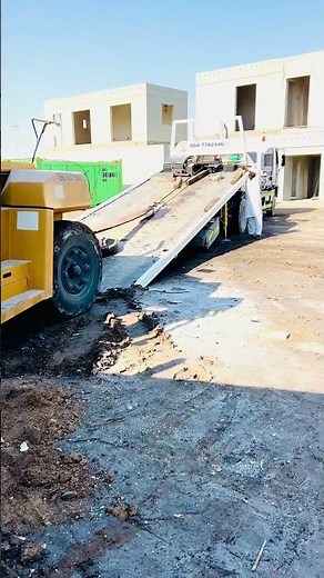 Big Forklift Stuck in Mud || Help to Unstuck with Winch