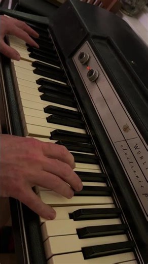 You Never Give Me Your Money – Beatles Intro on Wurlitzer 🎹 #Shorts