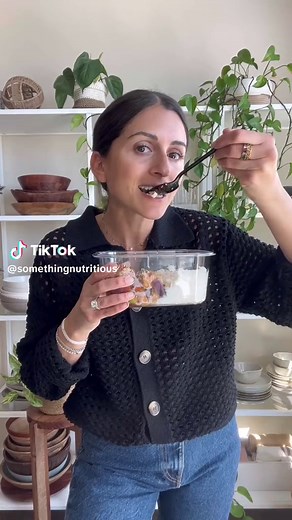 meal prep chicken teriyaki made with @Sweet Baby Ray’s No-Sugar Added Teriyaki Marinade This 30-minute meal prep has the most delicious smoky and tangy flavor, and comes together so easily with the pre-made sauce! I added a rainbow of veggies, chicken breast, white rice, and topped everything with some extra Rays Teriyaki, sesame seeds, scallions and red pepper flakes Chicken Teriyaki & Veggies, serves 3: 1 lb chicken breast (2 large pieces), cut into 1” cubes 1/3 cup Rays no-sugar added Teriyak