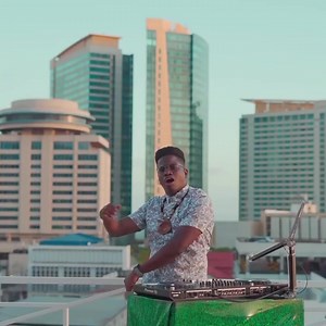 One Million Views On This Reggae Visual Mixtape In Five Months! 🔥 Thank You To Everyone That Checked It Out And Loves It 👍🏾 Back In January I Decided To Work On Making Content For YouTube And I Feel Blessed To Have Reached This Milestone On A Solo Djing Mix And Our 4th Million Video Overall! Thanks To @djanamusic ⭐️ The Video Team @digitalziggy @brittany_lush And My Team @dausmanagement And To @raoulrevolution For Sanctioning The Location 🔥 Respect To The Artistes Who’s Music We Play And Muc