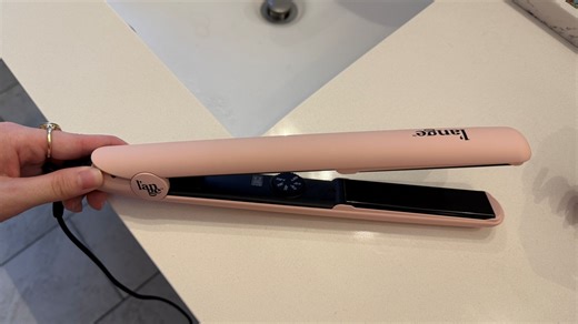 Watch L'ange Le Ceramique Straightener Review! Love it! on Amazon Live