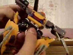 Transformer Cybertron Unicron Review (German)