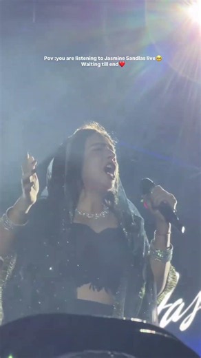 jasmine sandlas live show #jasminesandlasnewsong #sunandasharma #concert #live #lifeisbutadream