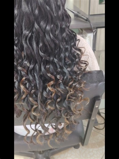 Curls Visit us for magical hair and beauty transformations and amazing products. DO NOT MISS OUT!!😉✂️💇‍♀️ Be. Brave. Bold. Beautiful. Be Daring. LIKE, COMMENT & SHARE💇‍♀️ Insane specials and over 10years experienced hairstylists 💯 SALON STAR 9 Chartford Drive Unit 15 Phoenix Contact Nadine on : 067 405 5089 #salonstar #feelamazing #beunique #hairproducts #haircare