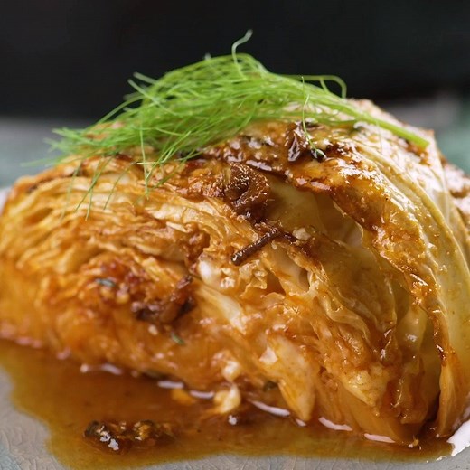 2.4M views · 2.4K reactions | Melt-in-your-mouth cabbage is POSSIBLE when it's slow-cooked to tender perfection! 襤 Get the recipe for Melting Cabbage: https://foodtv.com/2XyTMvb | Food Network | Facebook