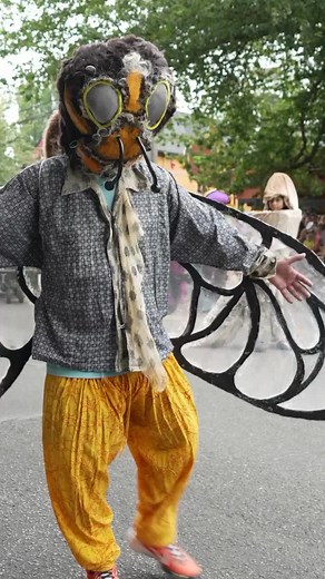 June 21–22 | Fremont explodes with 6 blocks of art, music, and full-throttle funk! 🎉 It’s weird, it’s wild, it’s Fremont—celebrate summer like nowhere else in Seattle. 🌞✨