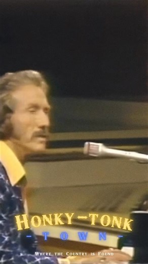 December 8, 1982 Today we look back on the life and legacy of one of country music’s true legends, Marty Robbins, who passed away on December 8, 1982. Few artists ever blended storytelling, heart, and musicianship the way he did. | Honkytonktown