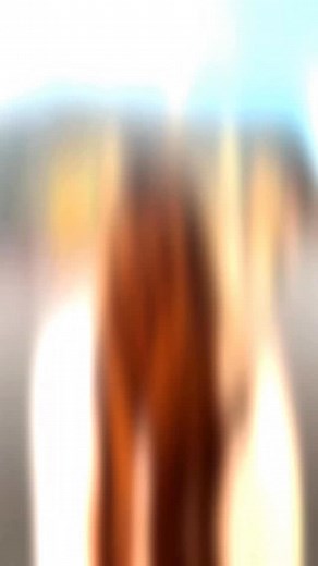 Experiencia ✨VIP✨ en la NFL 🏈 de Madrid. Gracias @nflespana por traernos este pedazo de EVENTAZO 👏🏻 Go Miami Dolphins!! 🐬(Culpa de Ace Ventura) (El Santiago Bernabéu está increíble ⚽️) | Cristinini