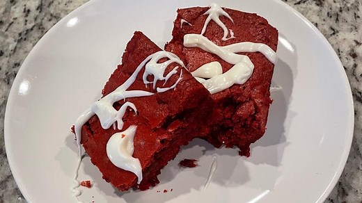 Fifth-generation bakers (who are only 10 and 13!) share their cream cheese-glazed red velvet brownies topped with pecans. Recipe here: https://rach.tv/3XkovsL | Rachael Ray Show
