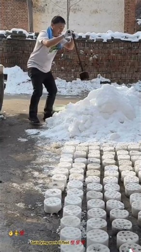 ❄️🪏Homemade Tool making snow briquettes