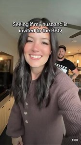 263K views · 1K reactions | Who did it best? And how did I almost forget the dougie? 樂 #relatable #dancebattle #couplehumor #couplecontent #couplecomedy #trend #trending #viral #danandsam | We Are Dan and Sam | Facebook