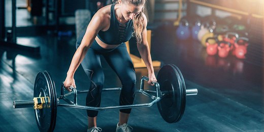 Why You Should Use a Hex Bar If You're New to Deadlifting