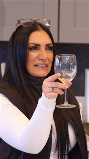 3.9M views · 74K reactions | when the prank war champion is under suspicion  #jsfamilyvacation #jerseyshore | Jersey Shore | Facebook