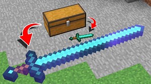 Giant sword vs diamond sword in Minecraft!