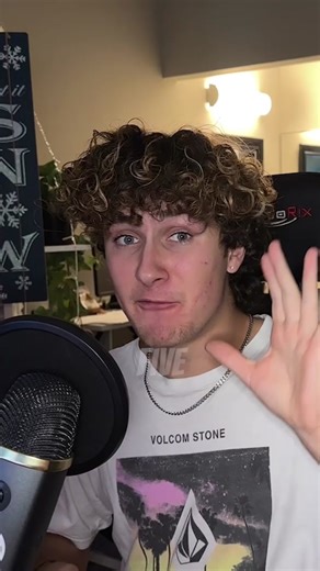 Which mod would YOU use? 🤔 #minecraft #minecraftmemes #minecraftmods #fyp #minecraftmods